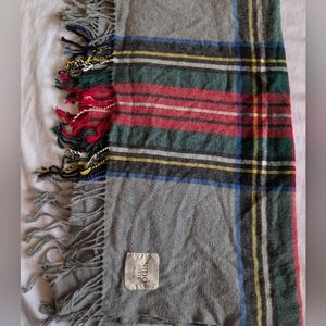 Nido Notte Italia Throw Blanket